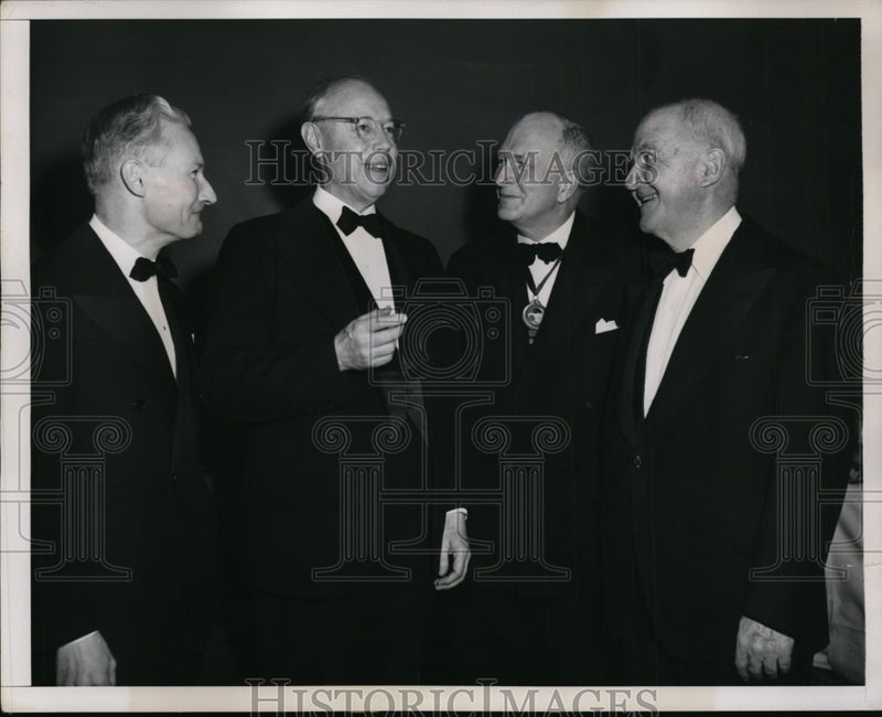 Load image into Gallery viewer, 1951 Press Photo Robert Taft and Officials at Ohio State Society Dinner
