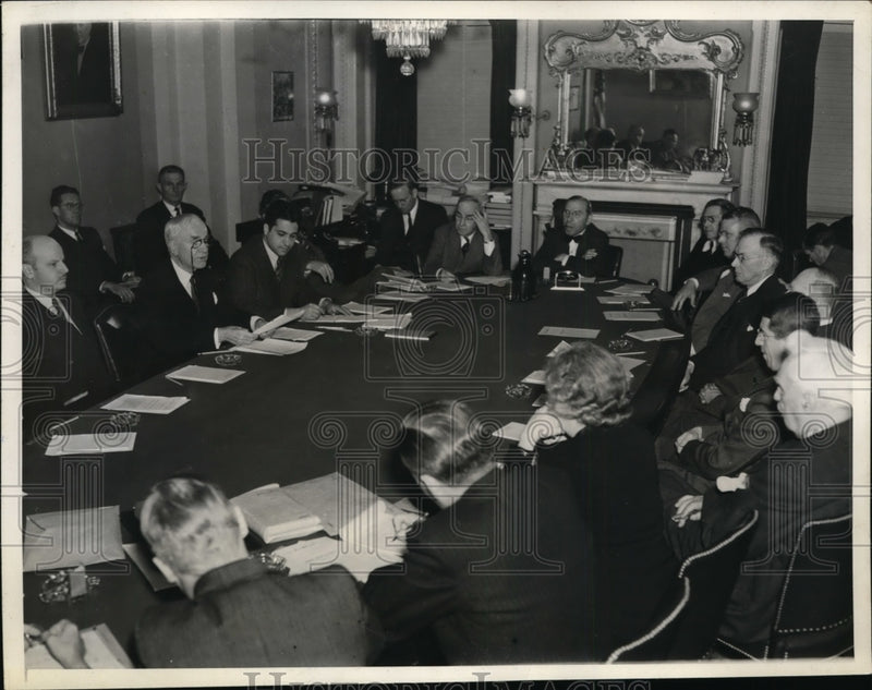 Load image into Gallery viewer, 1941 Press Photo Cordull Hull Wants Speedy Arming of American Merchant Vessels
