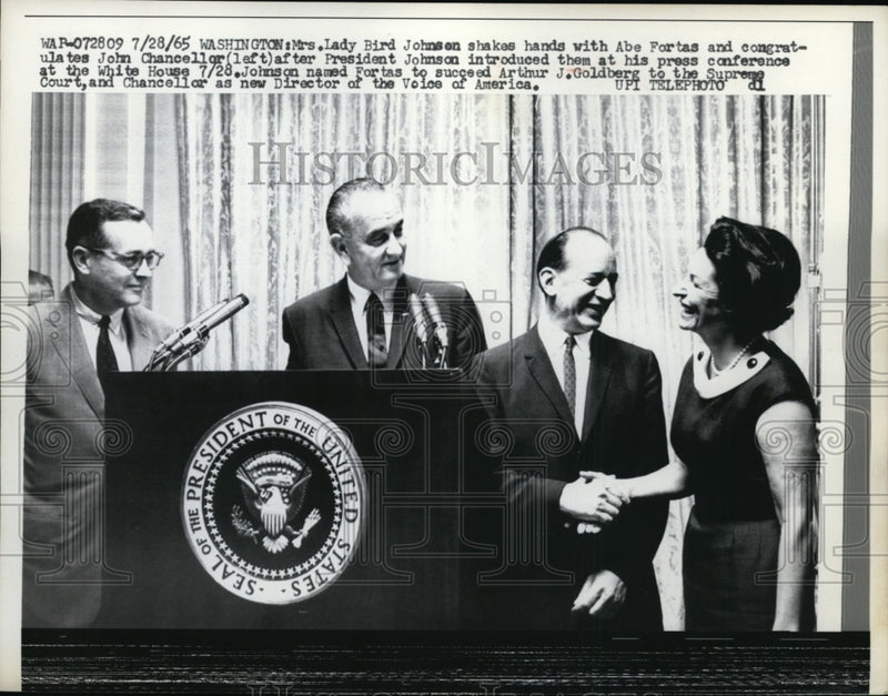 Load image into Gallery viewer, 1965 Press Photo First Lady Johnson Greets Abe Fortas and John Chancellor
