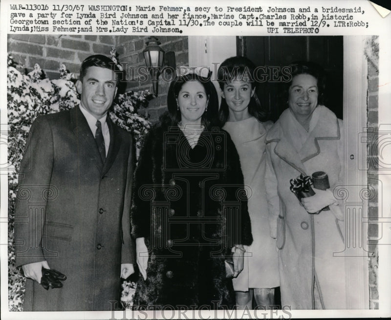 Load image into Gallery viewer, 1967 Press Photo Lynda Bird Johnson with Fiance Charles Robb with Mrs, Johnson
