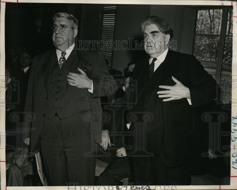 Load image into Gallery viewer, 1945 Press Photo UMW and Bituminous Coal Mine Operators Meet at Conference
