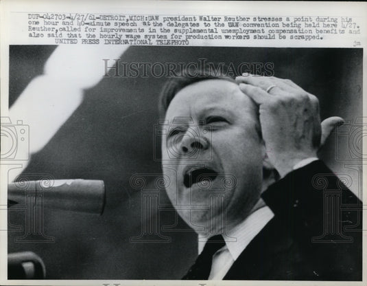 1961 Press Photo Walter Reuther,UAW Pres.during his one hour and 40 min speech