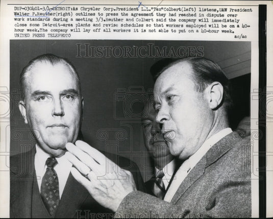 1958 Press Photo L.L. "Tex" Colbert & Walter Reuther of UAW in Press Conference