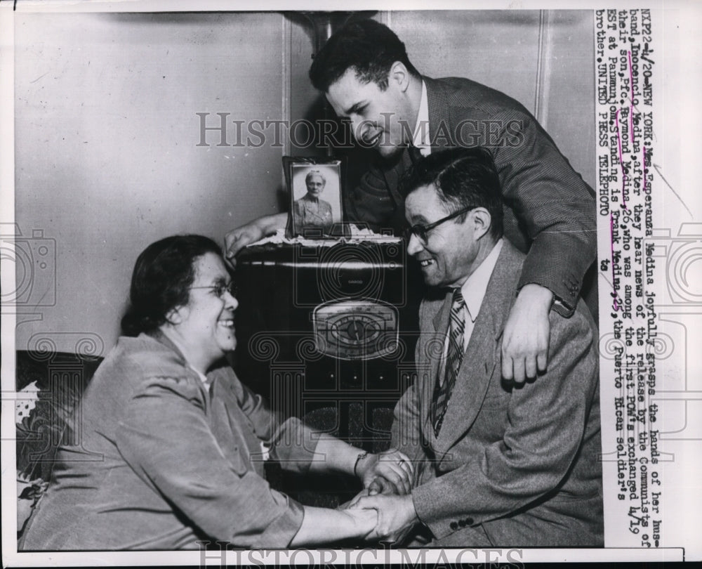 1958 Press Photo Family of Raymond Medina Celebrating Communist POW's Release
