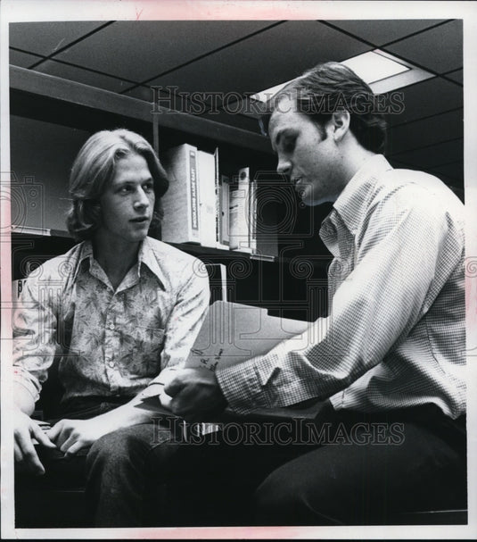 1977 Press Photo Brian Bost and Douglas Bech at Polaris Vocational School