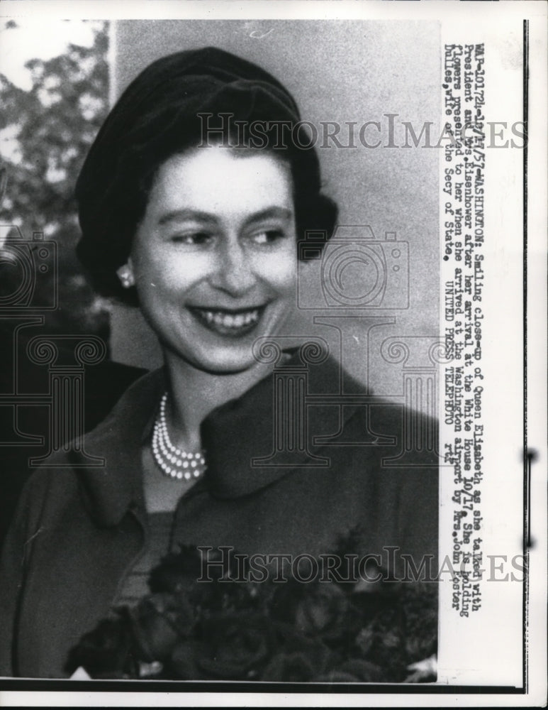 1957 Press Photo Queen Elizabeth II of England at White house- Historic Images