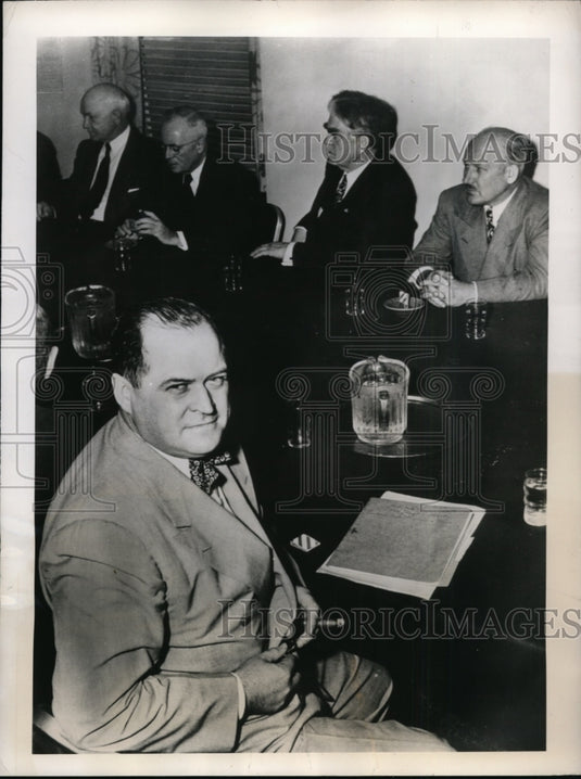 1948 Press Photo John L. Lewis Complying With a Bargaining Order Issued by Feds