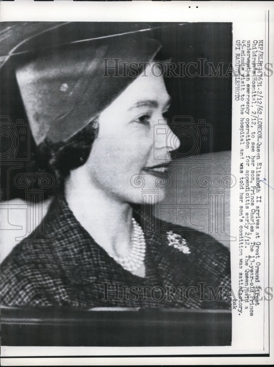 1962 Press Photo Queen Elizabeth II Arrives at Great Ormond St Children's Hosp- Historic Images
