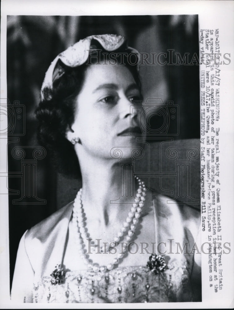 1957 Press Photo Queen Elizabeth II Candid at Press Reception, Statler Hotel- Historic Images