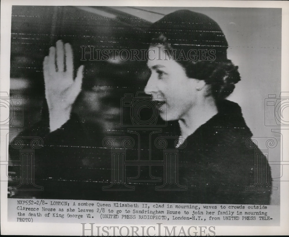 1952 Press Photo Queen Elizabeth II Leaving Clarence House, London- Historic Images