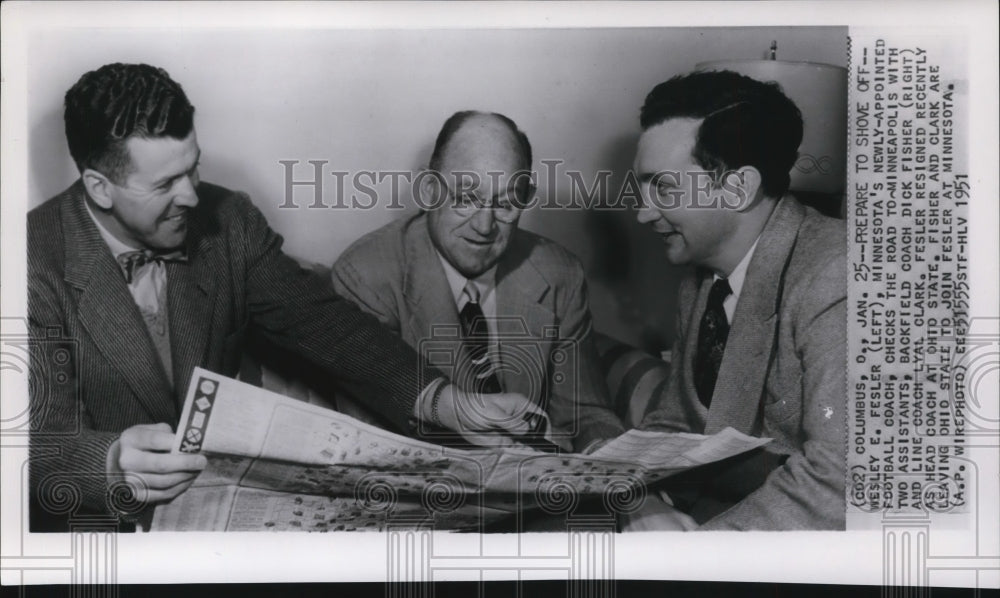 1951 Press Photo Minnesota Football Coach Wesley E. Fesler &amp; Assistants in Ohio- Historic Images