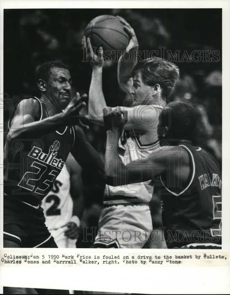 Load image into Gallery viewer, 1990 Press Photo Cleveland Cavaliers Mark Price Fouled by Bullets Players
