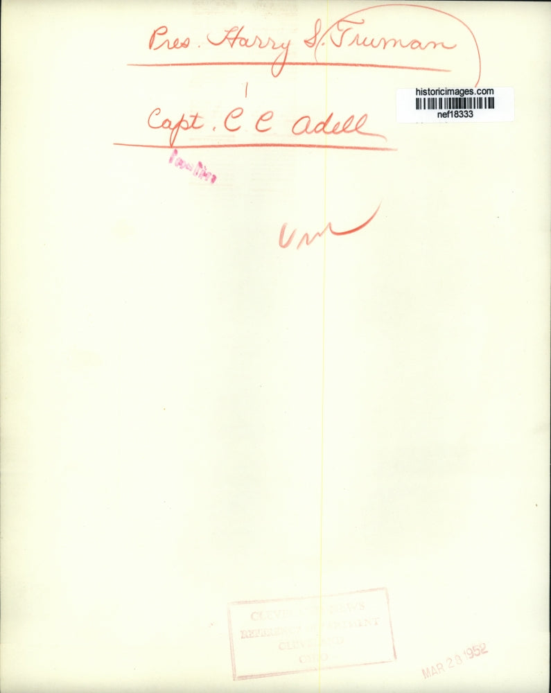 1952 Press Photo Pres Truman & Capt Adell Walk from White House to Conference