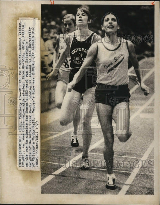 1979 Press Photo Debbie Vetter Wins Women's 880-Yard Knights of Columbus Run