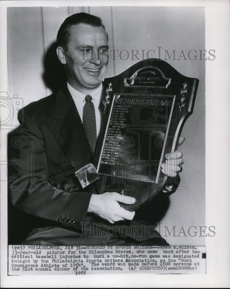 1955 Press Photo James A. Wilson Holding &quot;Most Courageous Athlete&quot; Plaque- Historic Images