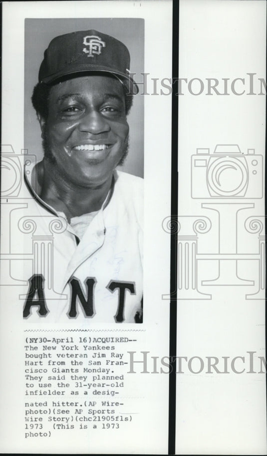 1973 Press Photo Jim Ray Hart Bought by the New York Yankees - nef18638