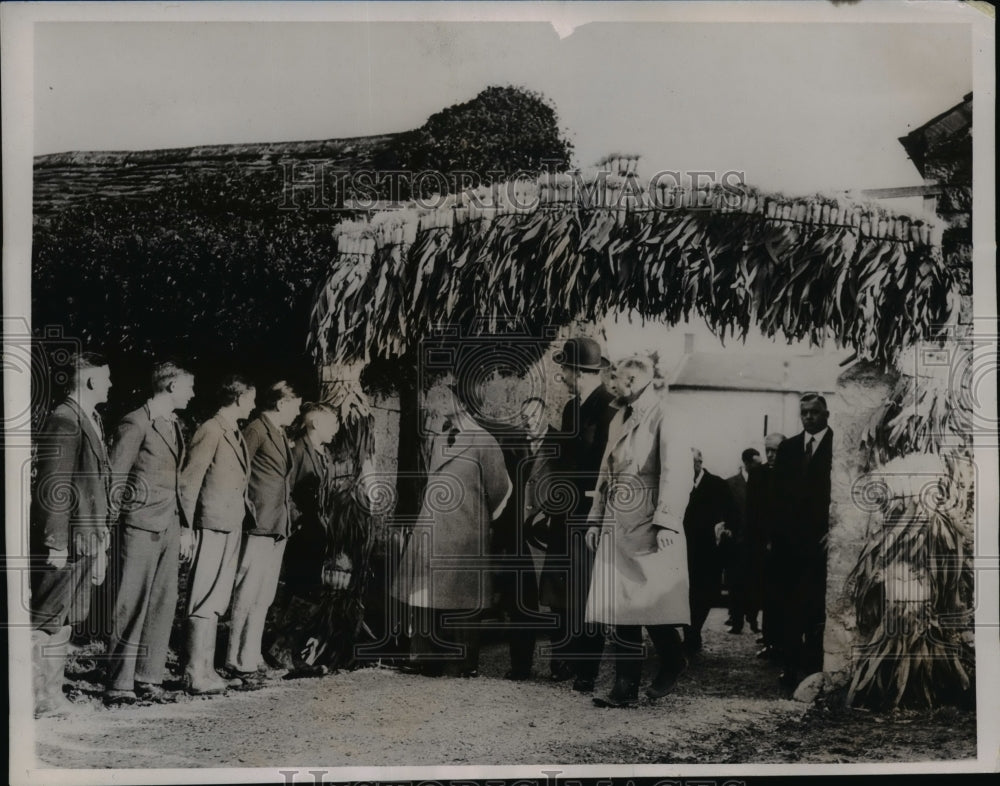 1936 Press Photo King Edward inspected the co-operative farm of Welsh Land