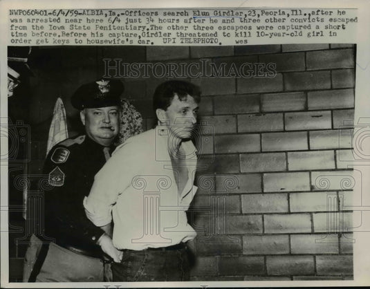 1959 Press Photo Officers Search Elun Girdler After His Arrest From Escaping