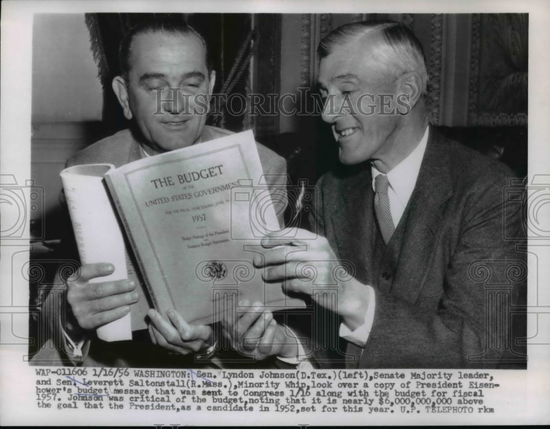 Load image into Gallery viewer, 1956 Press Photo Lyndon B. Johnson, Leverett Saltonstall Reading U.S. Budget
