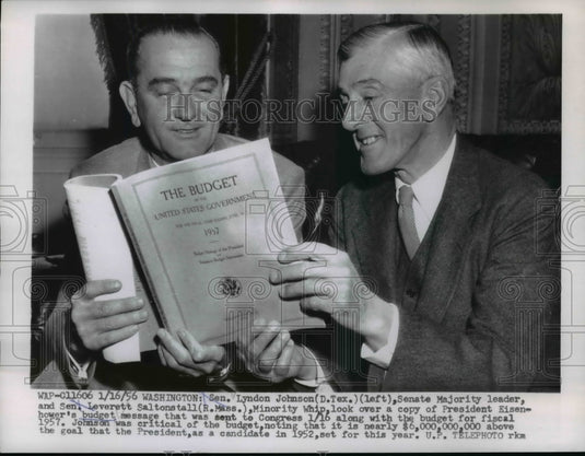 1956 Press Photo Lyndon B. Johnson, Leverett Saltonstall Reading U.S. Budget