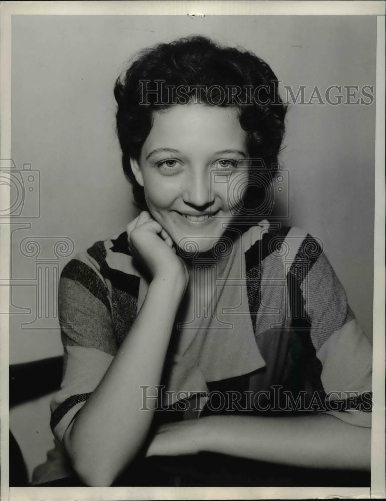 1934 Press Photo Mrs Ramona Alexander as She Gave Statement to Vernon Ferguson