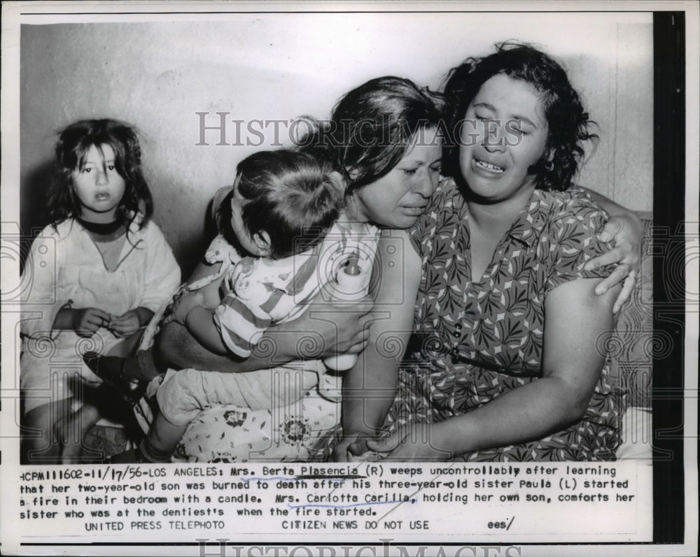 1956 Press Photo Family of Berta Plasencia, Son Killed by Accidental Fire, L.A.
