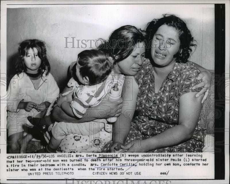 Load image into Gallery viewer, 1956 Press Photo Family of Berta Plasencia, Son Killed by Accidental Fire, L.A.
