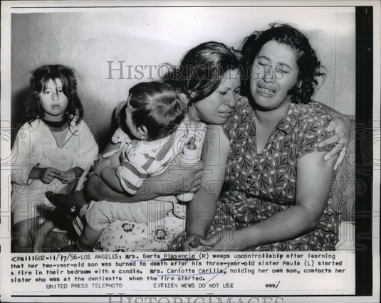 1956 Press Photo Family of Berta Plasencia, Son Killed by Accidental Fire, L.A.