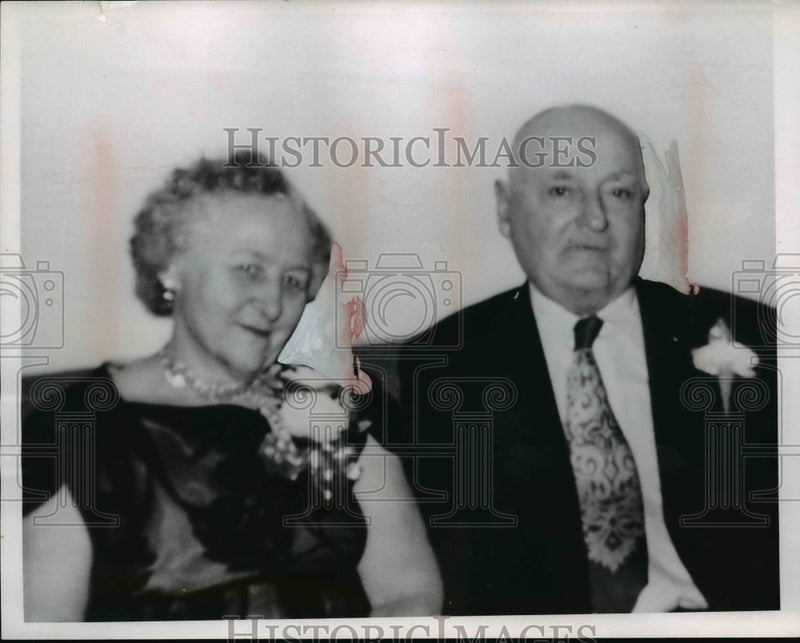 Load image into Gallery viewer, 1967 Press Photo Mr &amp; Mrs John Csuhran Celebrate Golden Wedding Anniversary
