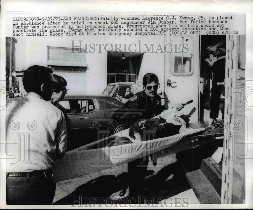 1973 Press Photo Lawrence C.J.Kwong wounded after he tried to shoot Jim Dunbar