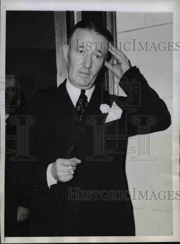 1945 Press Photo John P. O'Brien at Wedding, Pickwick Arms, Greenwich