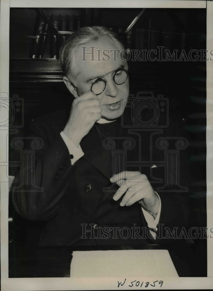 Load image into Gallery viewer, 1939 Press Photo Dr. Edmund A. Walsh Urges Solidarity of American Republics
