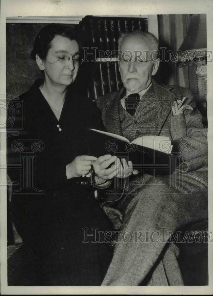 1939 Press Photo Dr. John Welsh Croskey Celebrates His 81st Birthday January 26