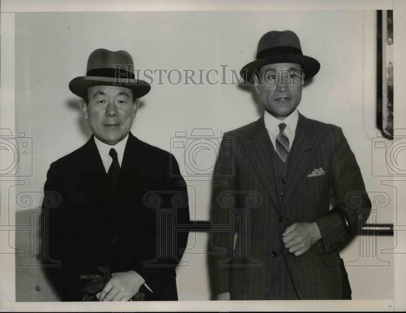 Load image into Gallery viewer, 1937 Press Photo Masaichi Niimi, Yoshio Yamamoto in New York - nef20571
