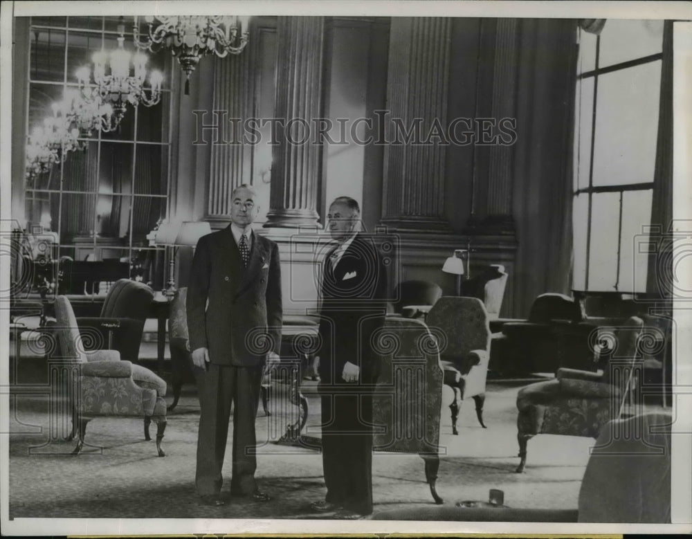 1945 Press Photo Reading Room & Lounge at San Francisco Veterans Building