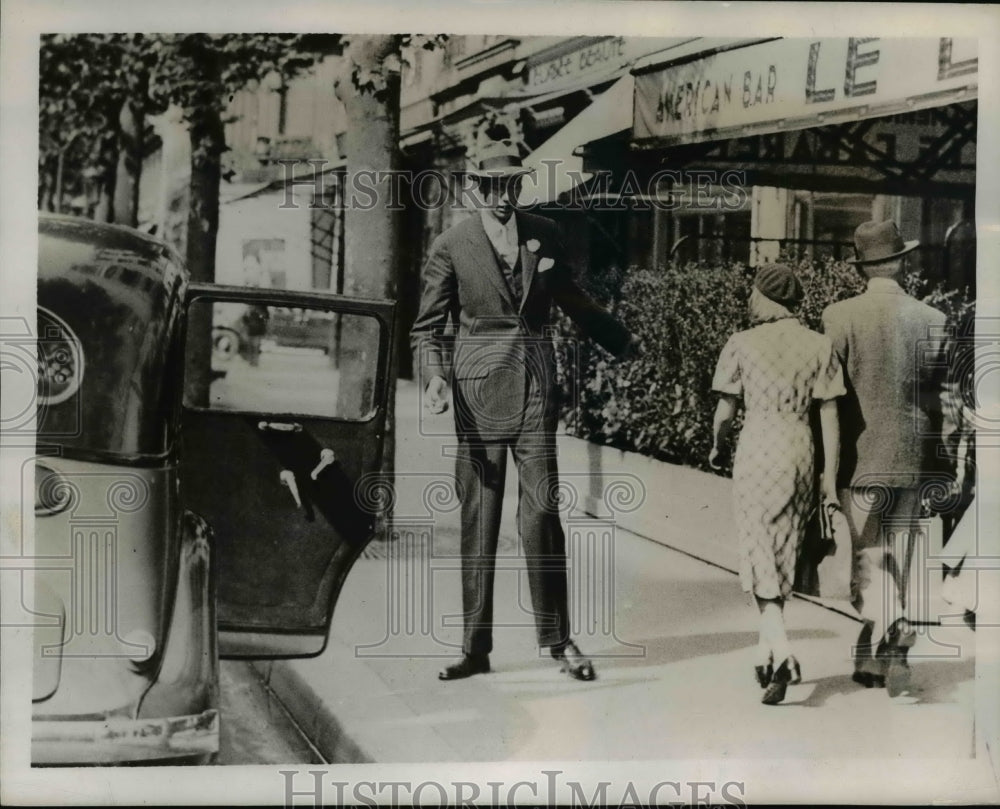 1937 Press Photo John Roosevelt in Paris, France - nef20749