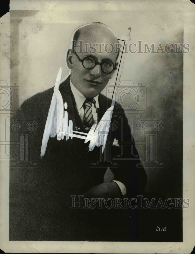 1927 Press Photo William Priess Radio Engineer and Manufacturer Portrait