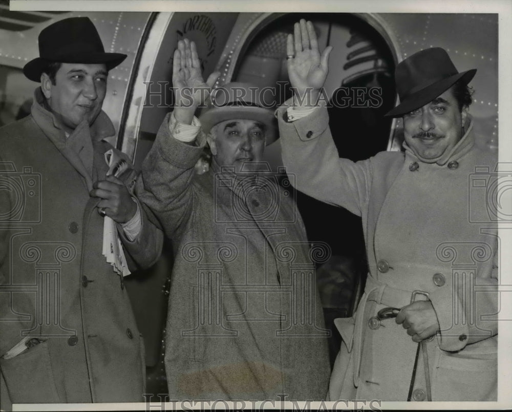 1938 Press Photo Manuel Mujica Carassa flies to Minnesota for operation