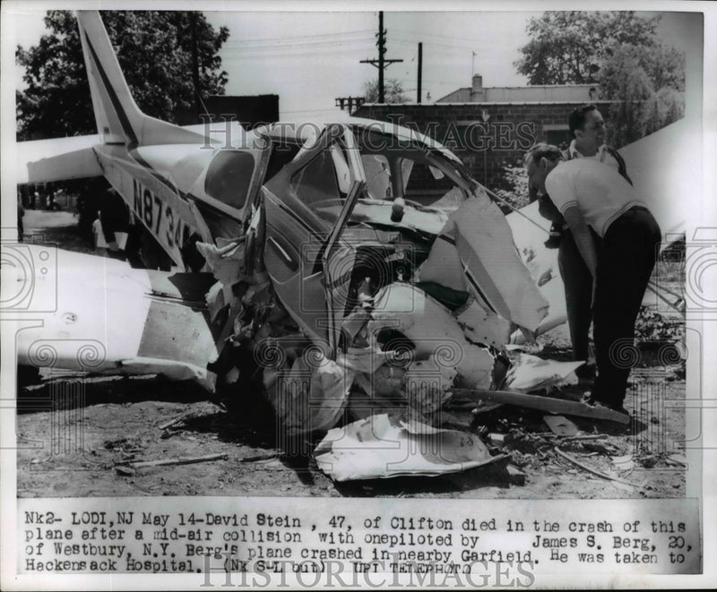 Load image into Gallery viewer, Press Photo David Stein of Clifton Died In Mid-Air Plane Collision - nef21414
