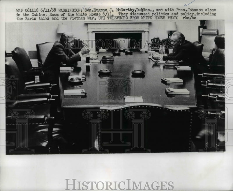Load image into Gallery viewer, 1968 Press Photo Eugene McCarthy Meets w/ Lyndon B. Johnson White House Cabinet
