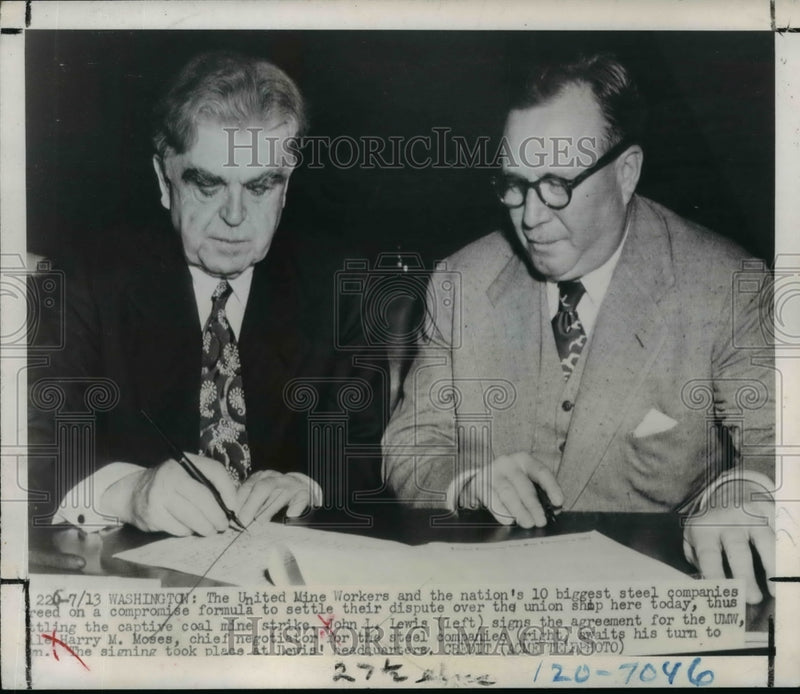 Load image into Gallery viewer, 1948 Press Photo John L. Lewis of United Mine Workers Signs Strike Agreement
