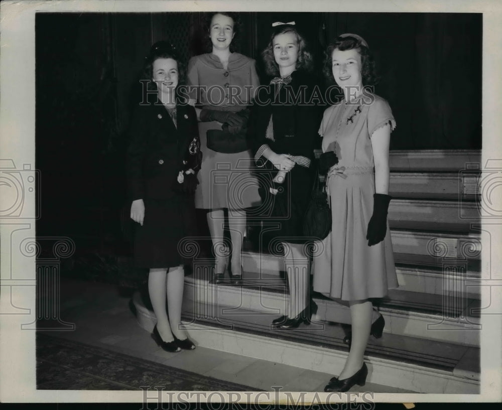 1945 Press Photo Chicago, illinois 4-H Club Congress Fashion Award Winners