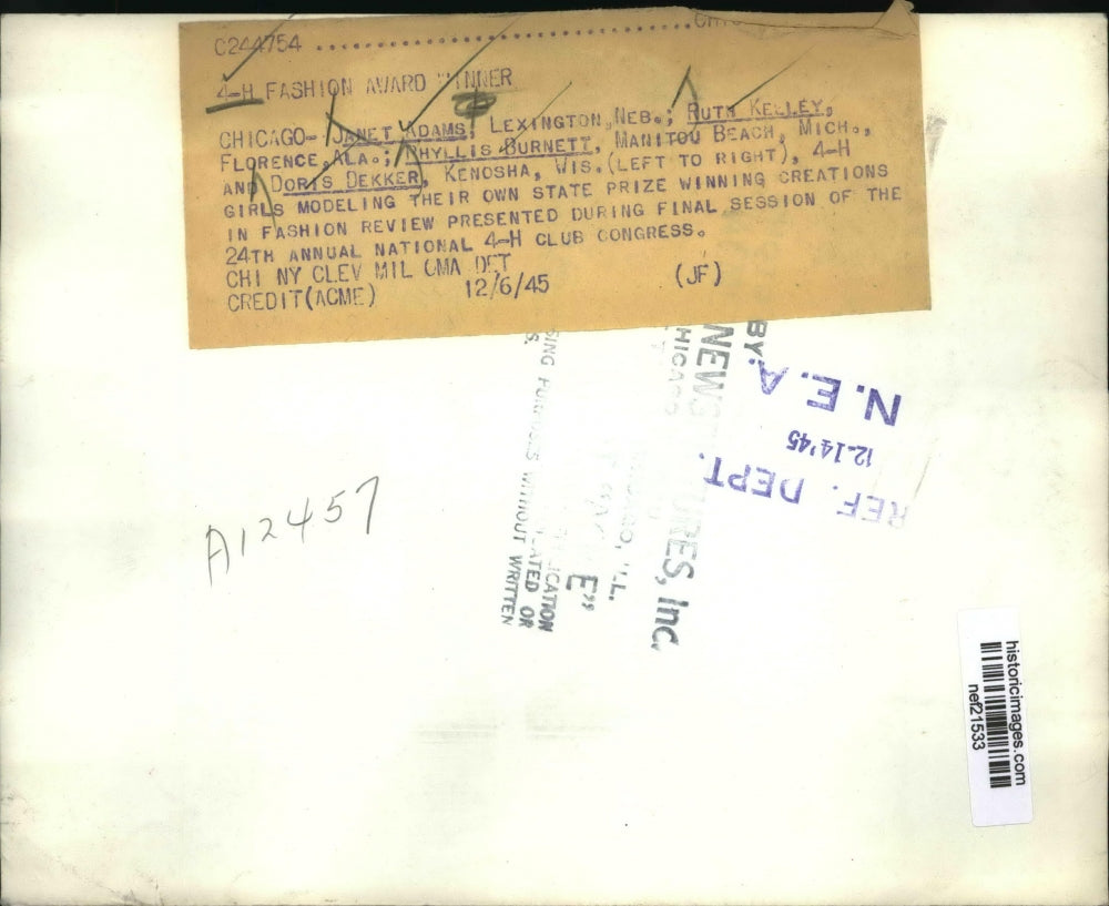 1945 Press Photo Chicago, illinois 4-H Club Congress Fashion Award Winners