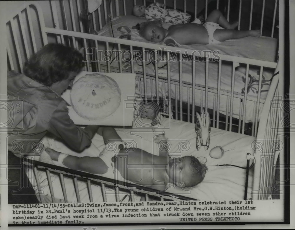 1955 Press Photo Twins James and Sandra Hinton celebrated Birthday at the Hosp