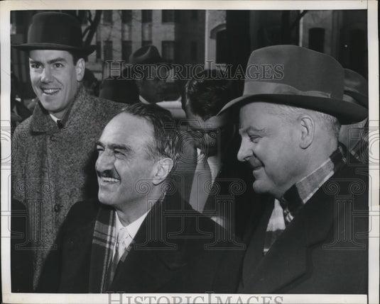 1959 Press Photo Soviet Deputy Premier Anastas Mikoyan at Soviet Embassy in Wash