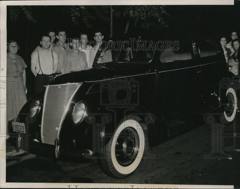 Load image into Gallery viewer, 1937 Press Photo Sedan Donald Horst Was Reported Kidnapped In By Two Men &amp; Woman
