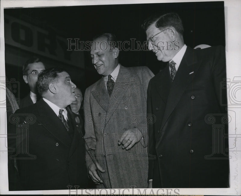 Load image into Gallery viewer, 1944 Press Photo NY's Mayor Fiorello H. Laguardia Escorted by Scott W. Lucas
