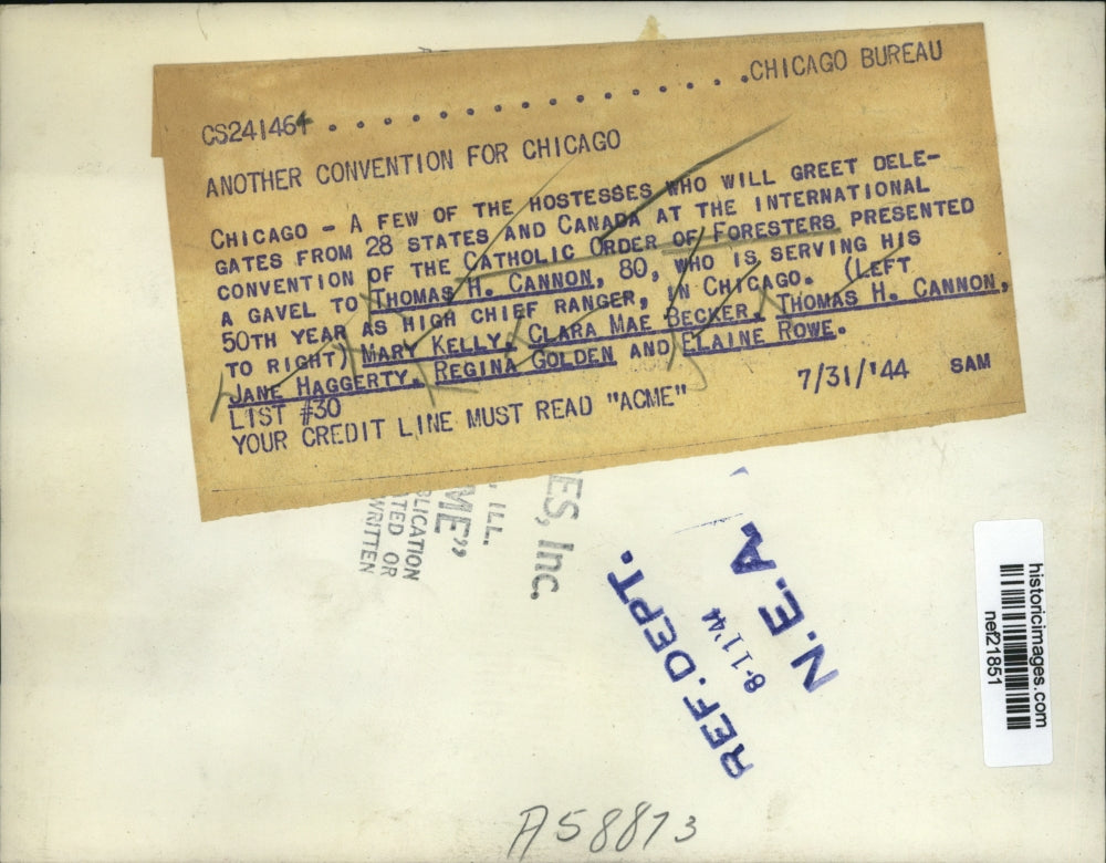 1944 Press Photo Thomas H. Cannon & Hostesses Catholic Order of Foresters