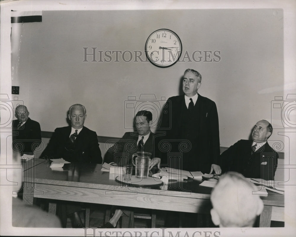 1936 Press Photo Postal Officials of New York, Frank Ellis Speaking - nef21872