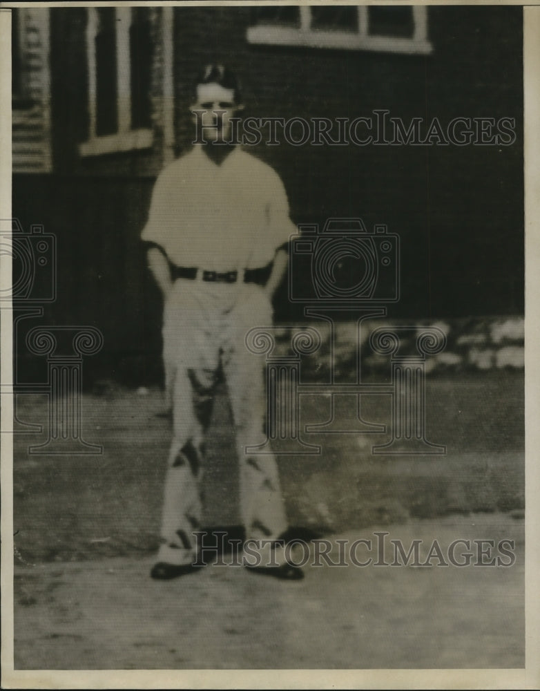 1928 Press Photo Clarence Terhune Stowaway on the Graf Zeppelin0 - nef22278